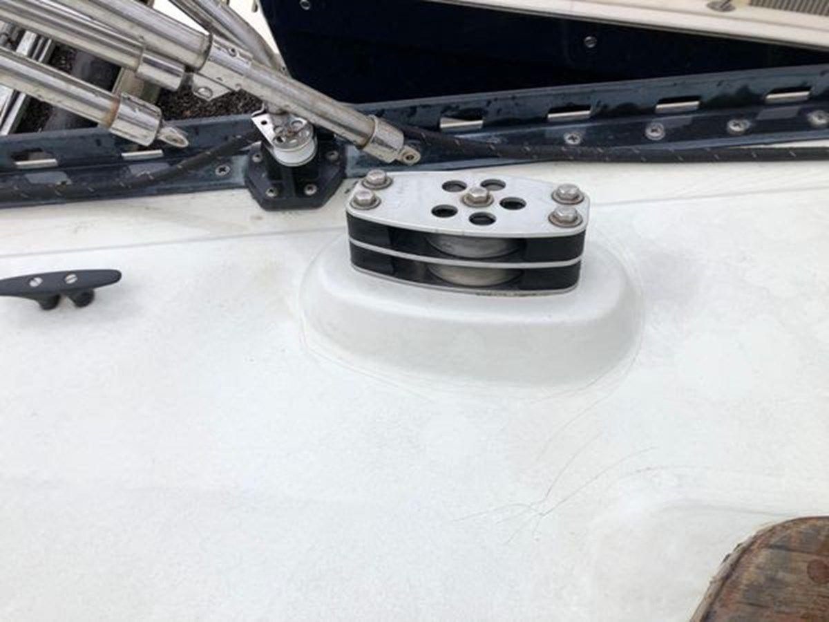 Buy a yacht 1988 C&C AC41 - C & C YACHTS