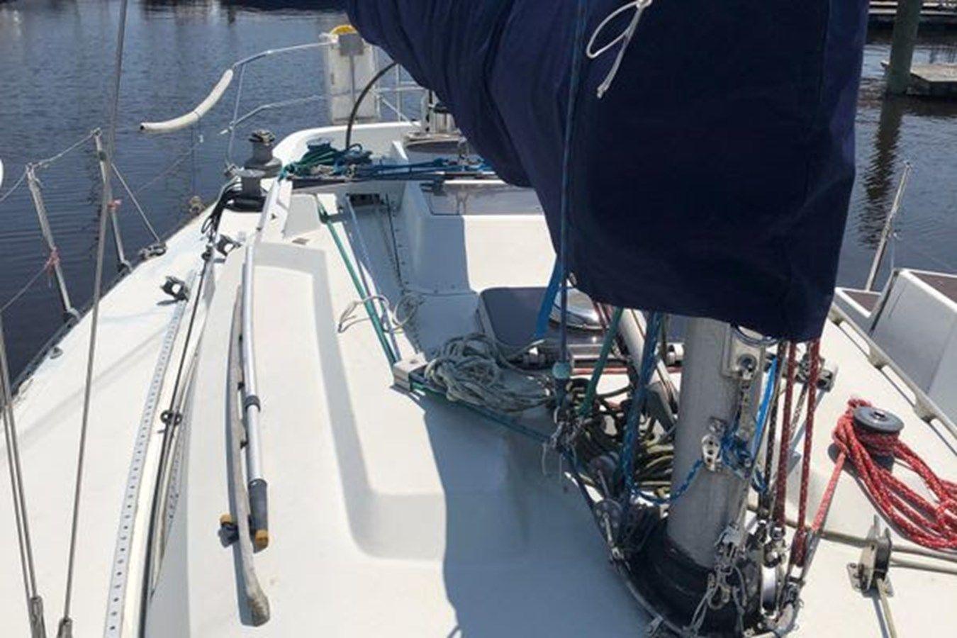 Купить яхту INDIGO 34 в Shestakov Yacht Sales