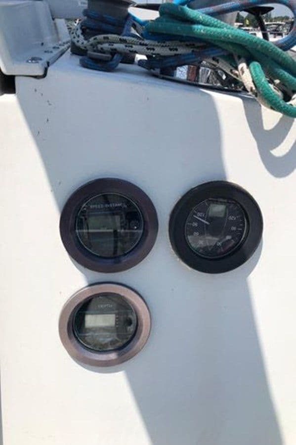 Купить яхту INDIGO 35 в Shestakov Yacht Sales