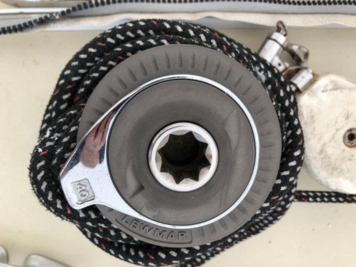 Купить яхту DEFIANT - PETERSON в Shestakov Yacht Sales