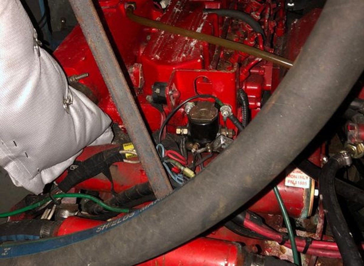 Купить DEFIANT - PETERSON