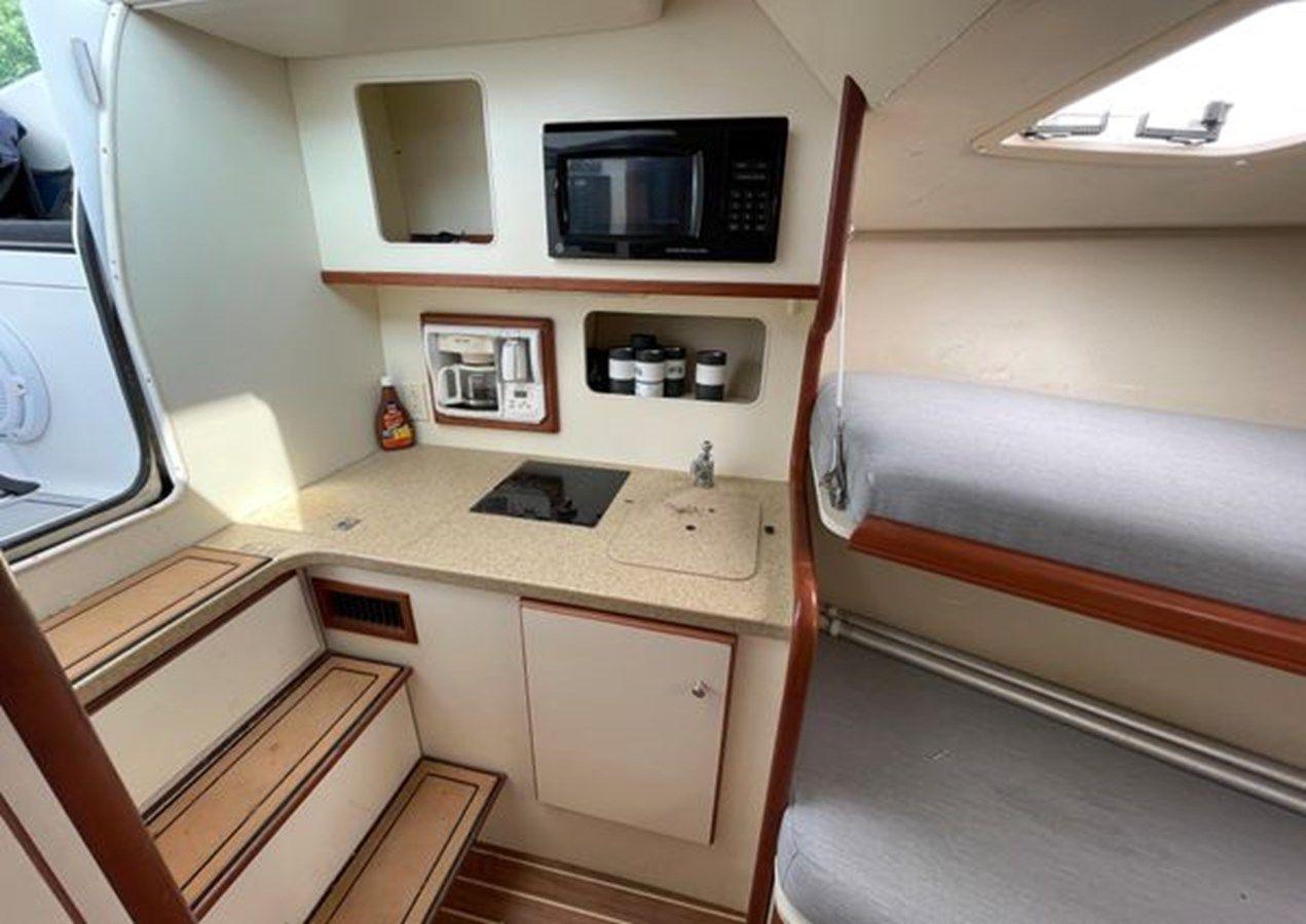 2005 Luhrs Custom 29 2005