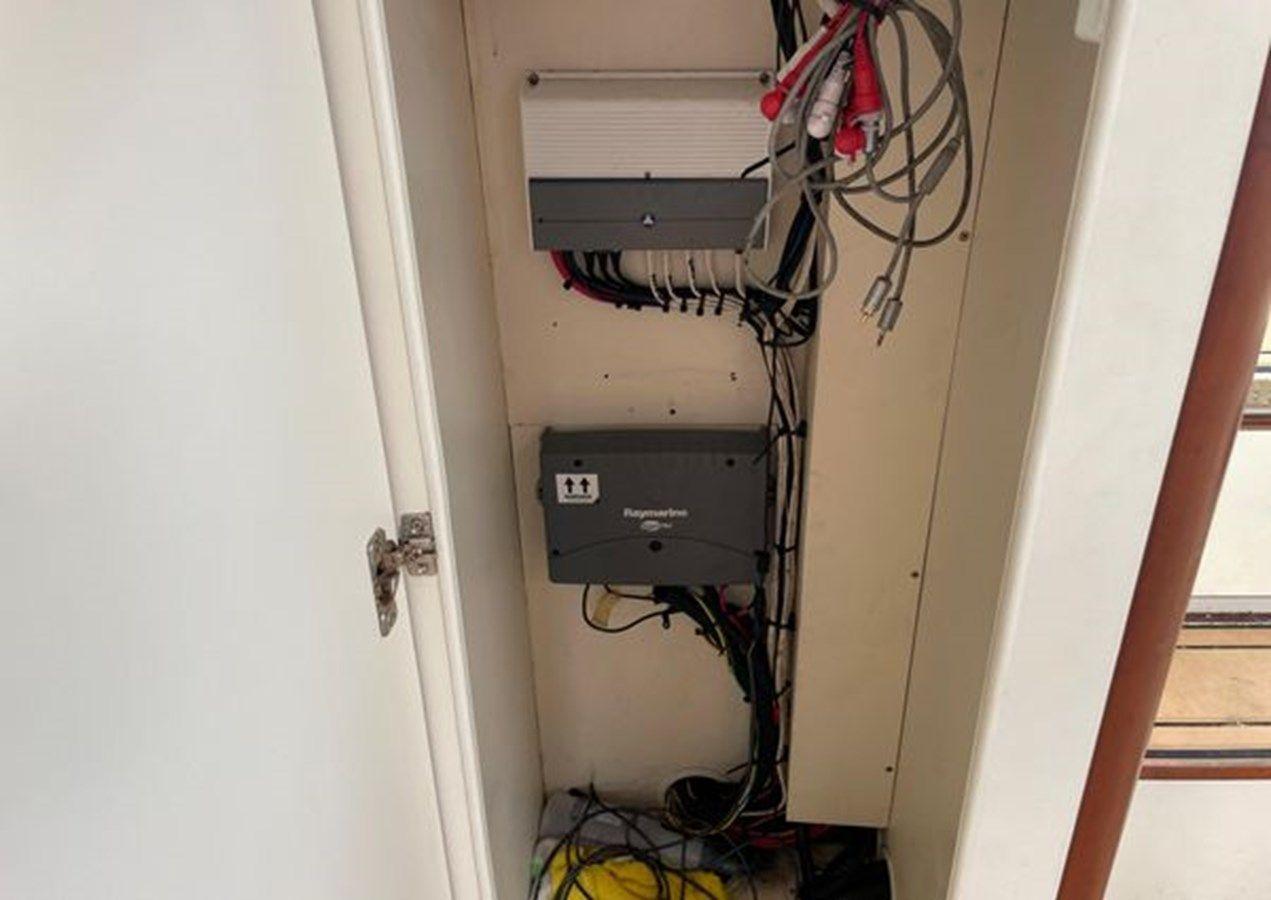 Лучшие предложения покупки яхты 2005 Luhrs Custom 29 - LUHRS