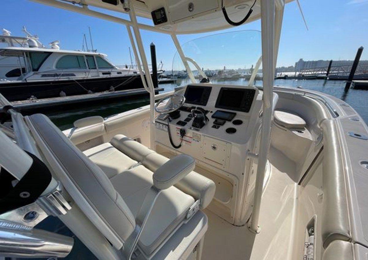 Buy a yacht 2011 Pursuit 280 Center Console - PURSUIT BOATS