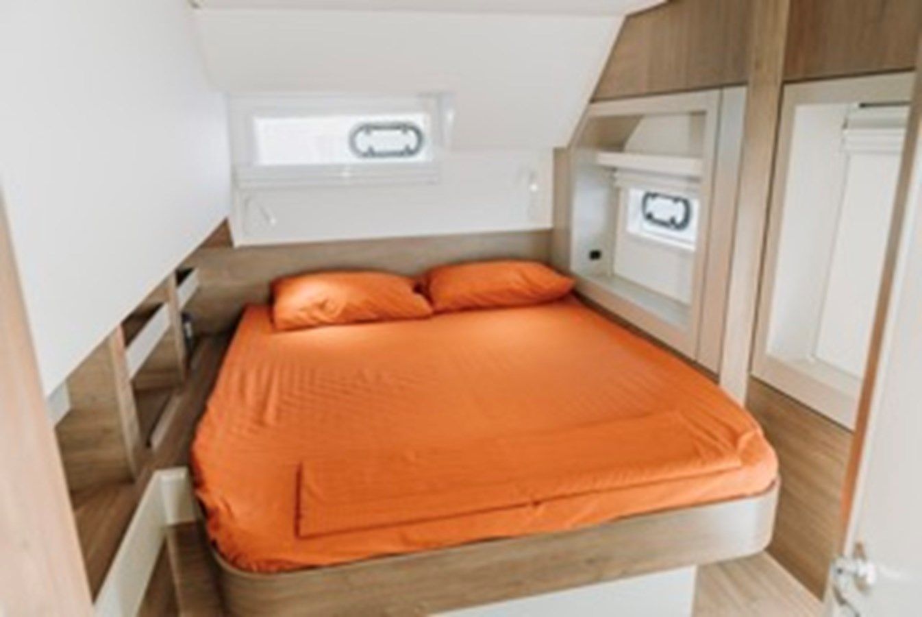 Buy a BALI 4.3 OPEN SPACE BALI 4.6 OPEN SPACE 3 CABIN OWNERS VERSION at Shestakov Yacht Sales