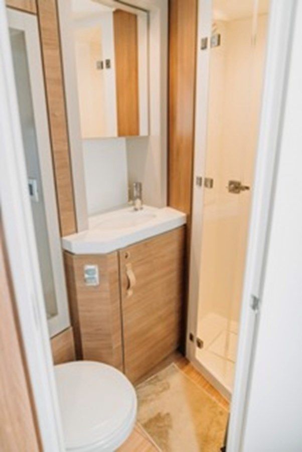 BALI 4.3 OPEN SPACE BALI 4.6 OPEN SPACE 3 CABIN OWNERS VERSION price