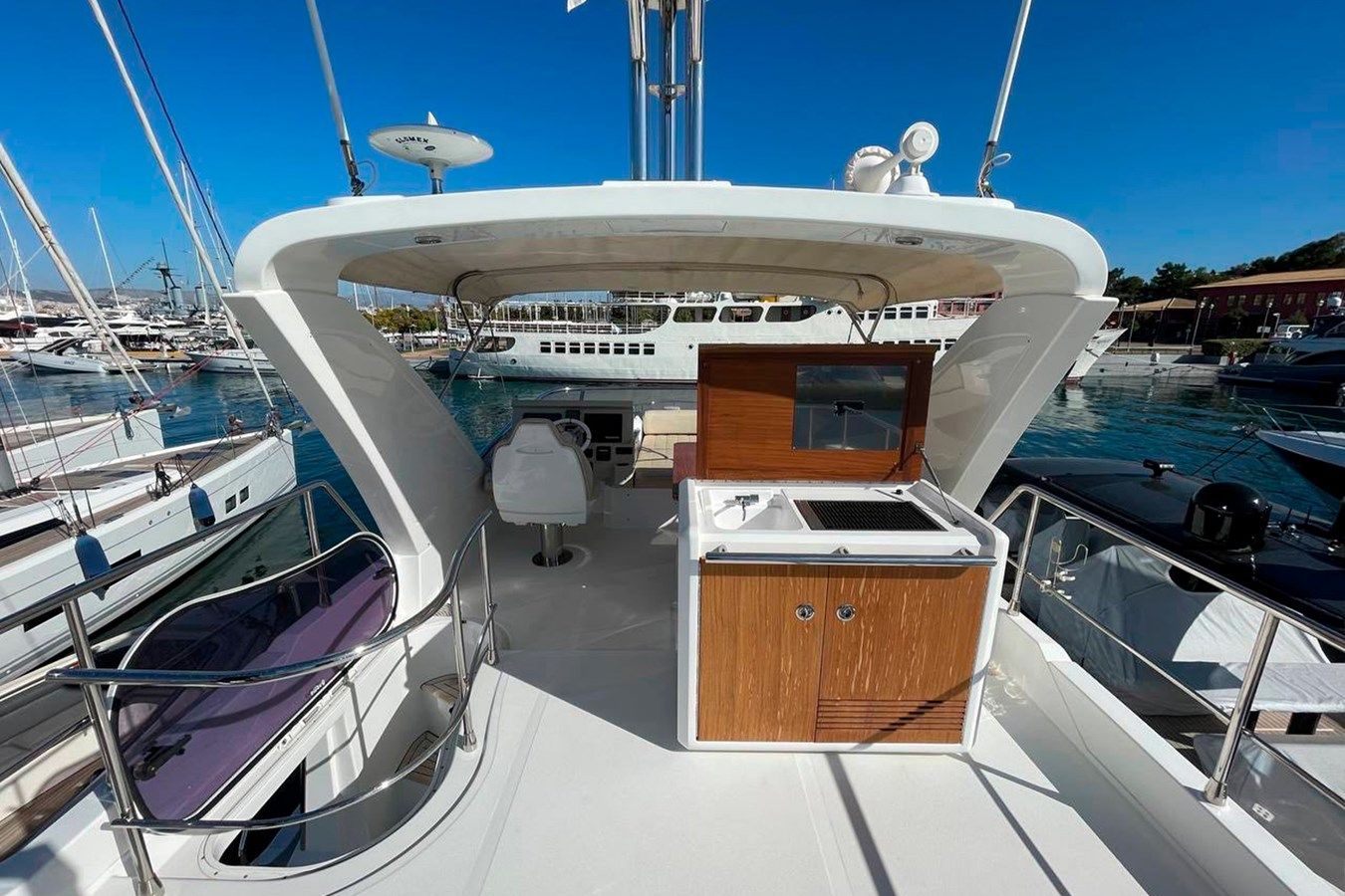 Vika - Azimut Yachts