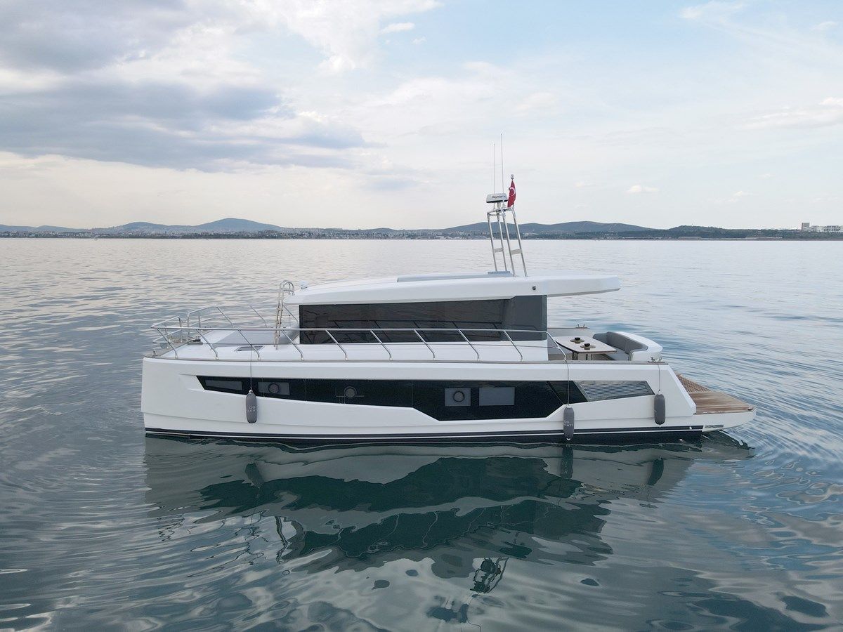 Купить яхту DG CAT 43 - CUSTOM в Shestakov Yacht Sales