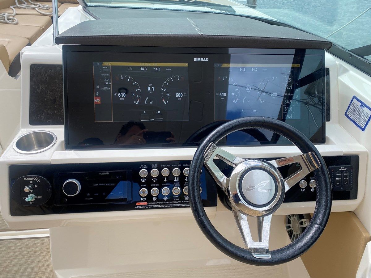 Лучшие предложения покупки яхты CASA - 2021 SEA RAY 350 SLX @ CANCUN 35