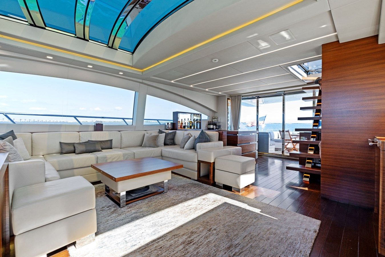 Buy a yacht MINE SET 2016