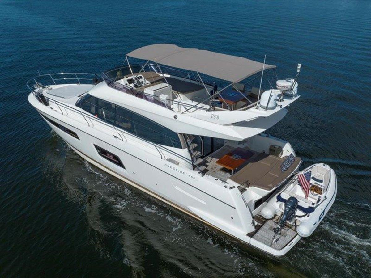 Купить яхту ACLARITY - PRESTIGE в Shestakov Yacht Sales