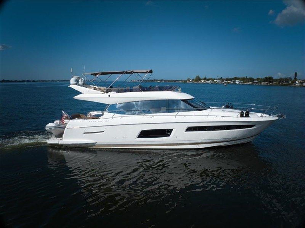 Купить яхту ACLARITY 55 в Shestakov Yacht Sales