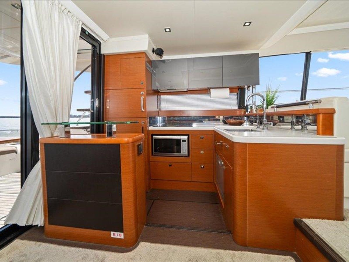 Стоимость яхты ACLARITY 550