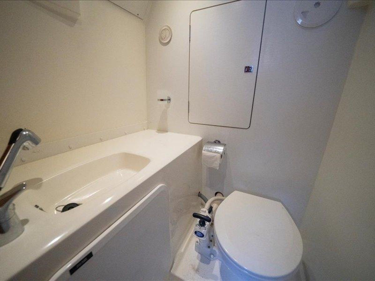 Купить яхту ACLARITY в Shestakov Yacht Sales