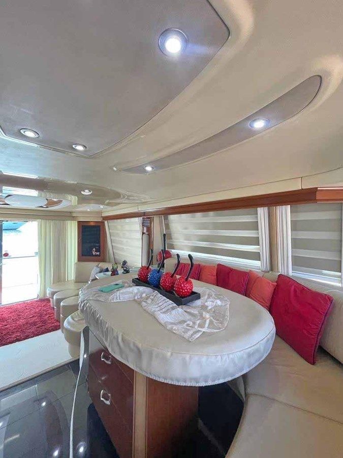 best yacht sales deals Sedan Bridge - SEA RAY