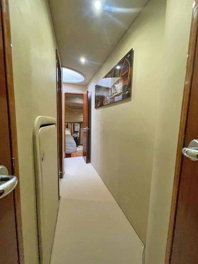 Sedan Bridge - SEA RAY price