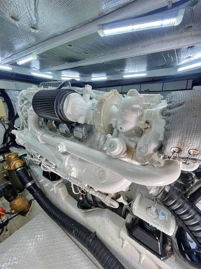 Buy a Sedan Bridge 55 at Shestakov Yacht Sales