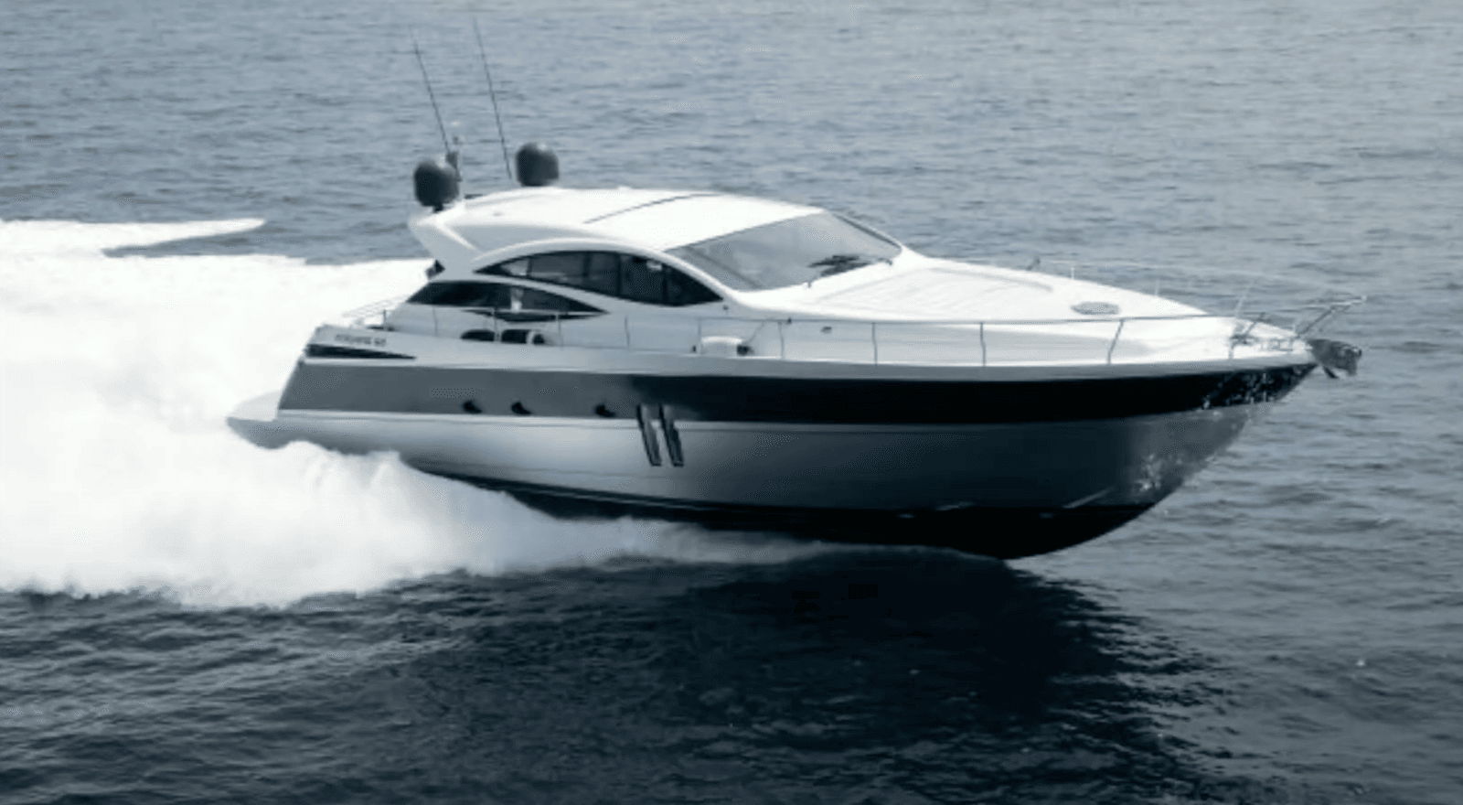 the best price on MON AVIE 2007