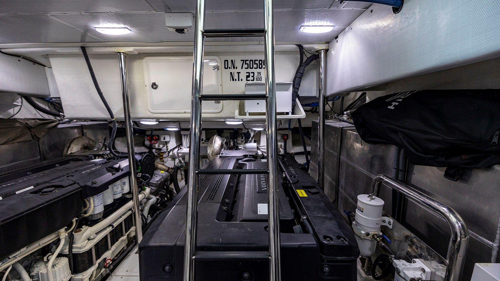 Buy a yacht MON TON - SCHAEFER YACHTS