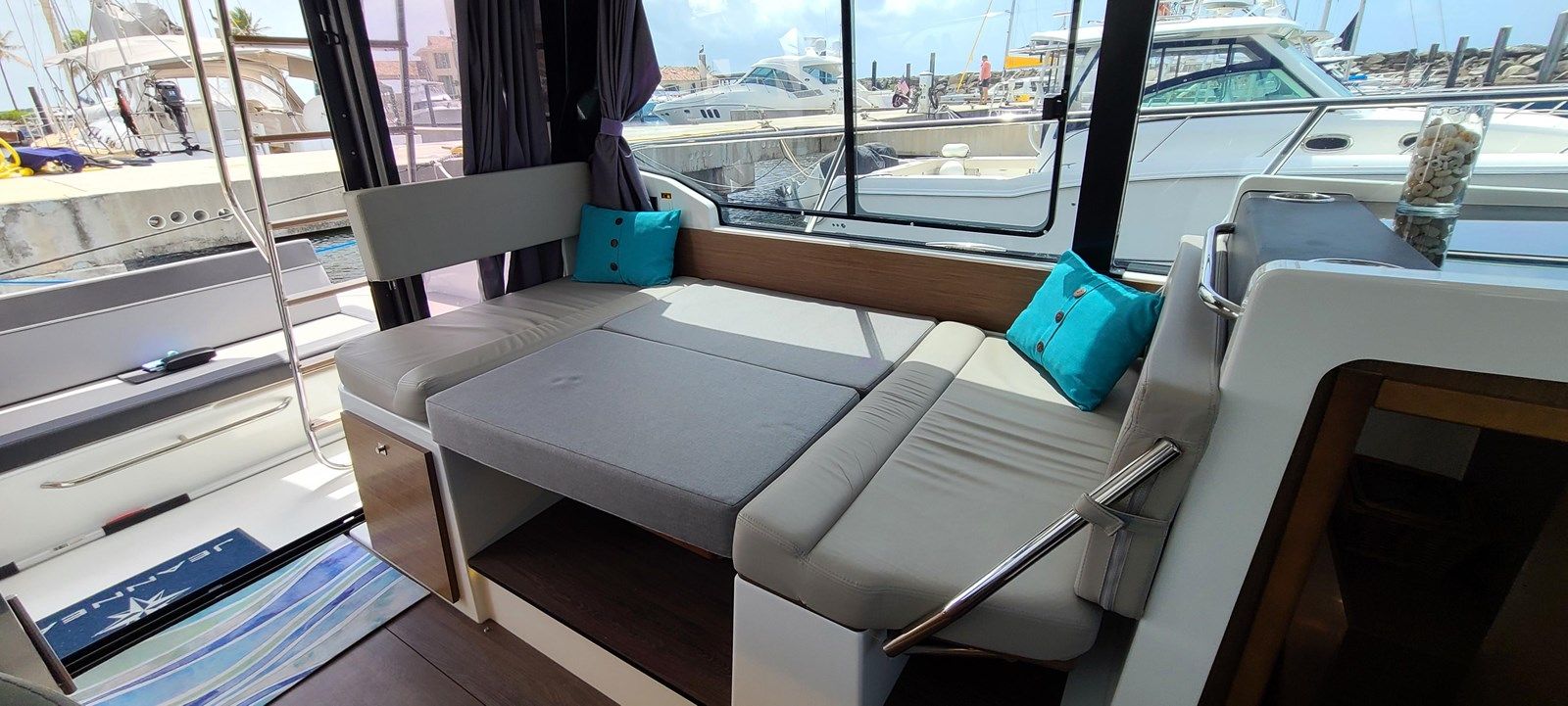 Buy a Due South - Jeanneau at Shestakov Yacht Sales