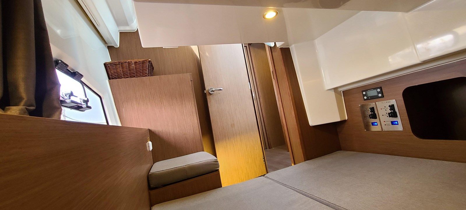 Buy a yacht Due South - Jeanneau