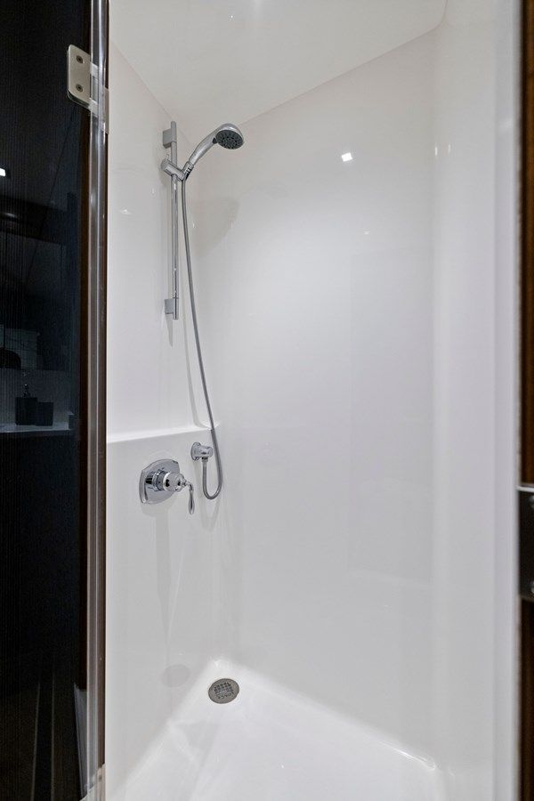 Buy a yacht Zatara 2023