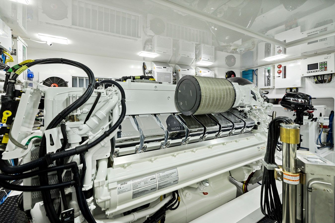 the best price on Zatara 80 Convertible