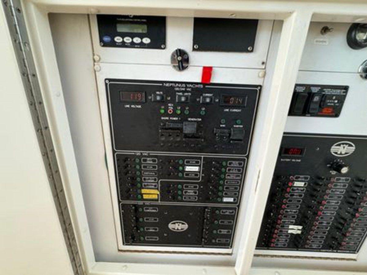 Buy a yacht 2006 Neptunus 55 Cabrio - NEPTUNUS