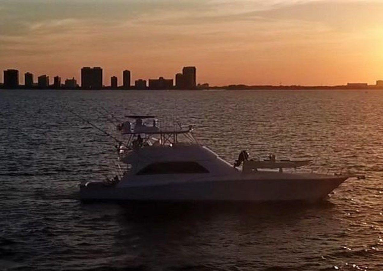 Лучшая цена на Like What U Sea 74 Convertible Open