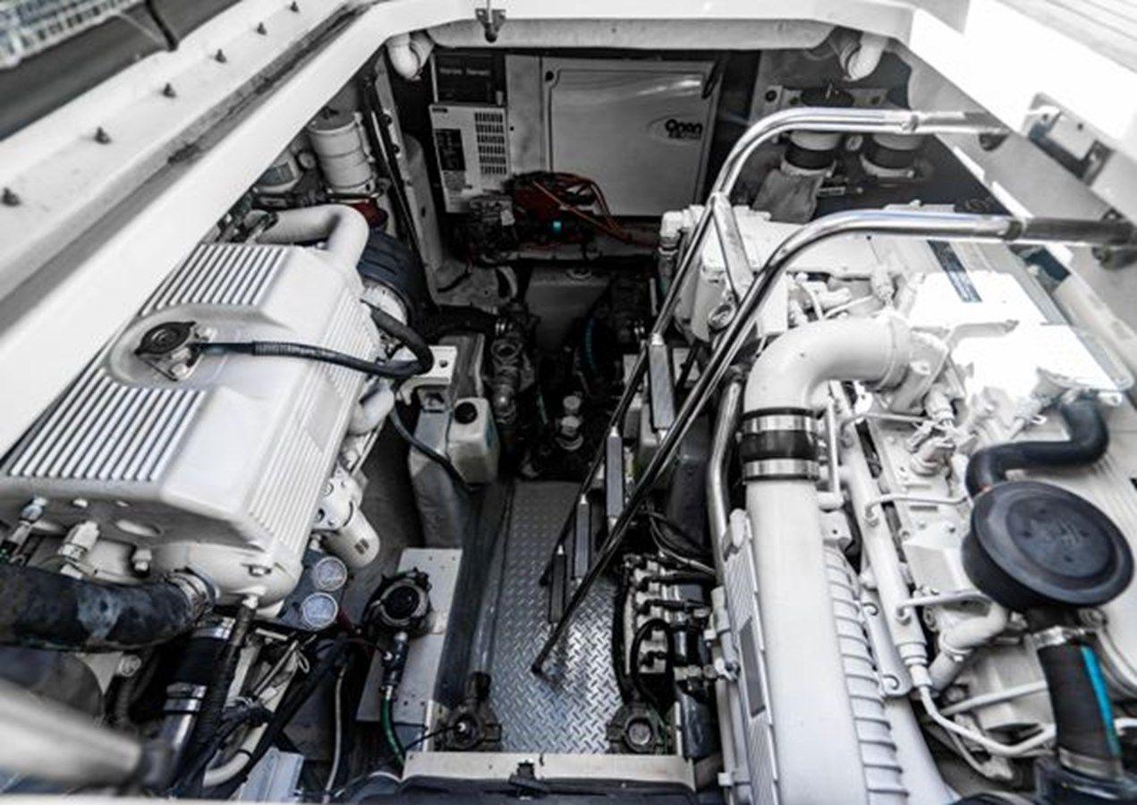 Buy a 2005 Sea Ray 480 Sundancer 480 Sundancer at Shestakov Yacht Sales