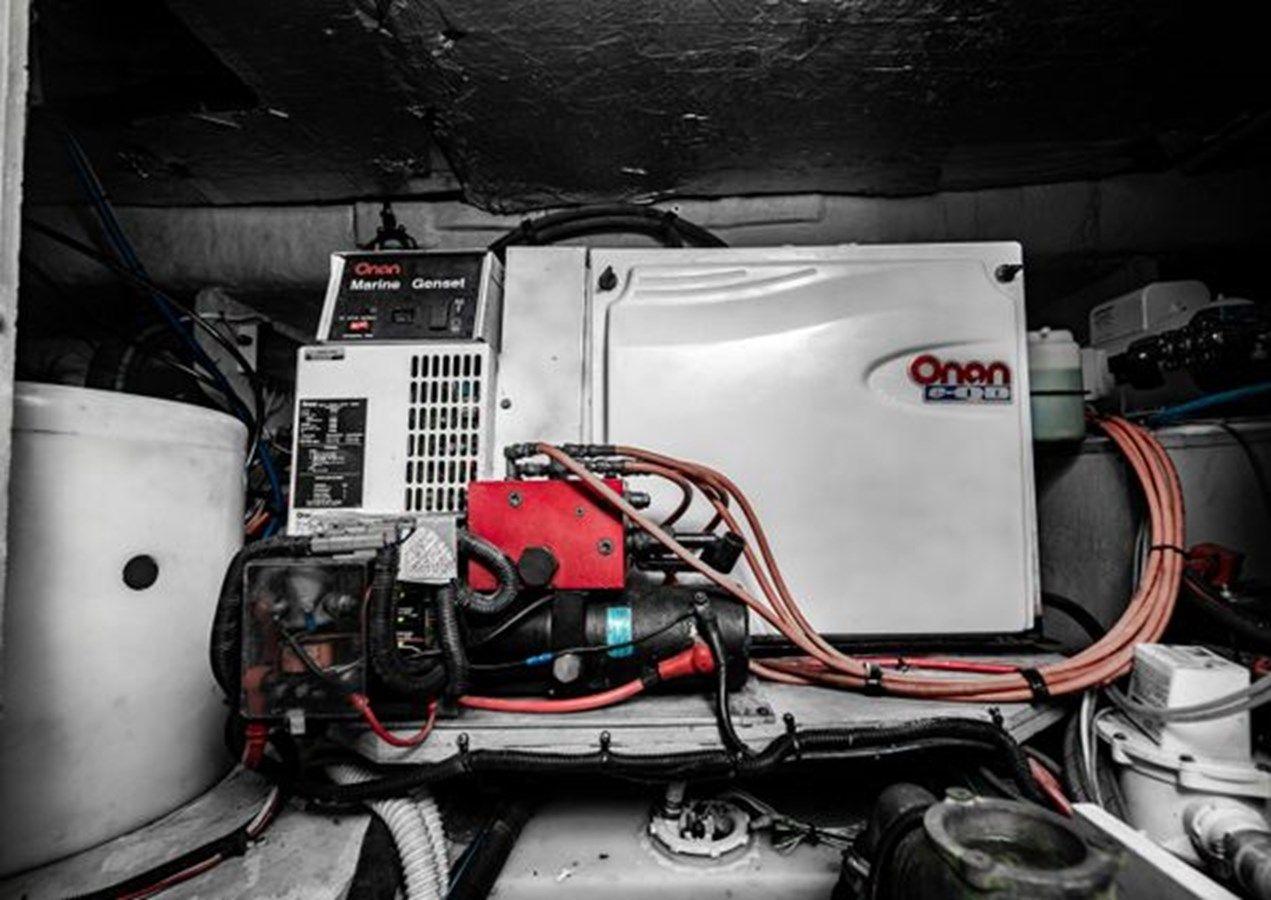 best yacht sales deals 2005 Sea Ray 480 Sundancer 48