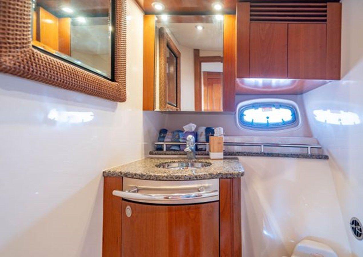 the best price on 2005 Sea Ray 480 Sundancer 48