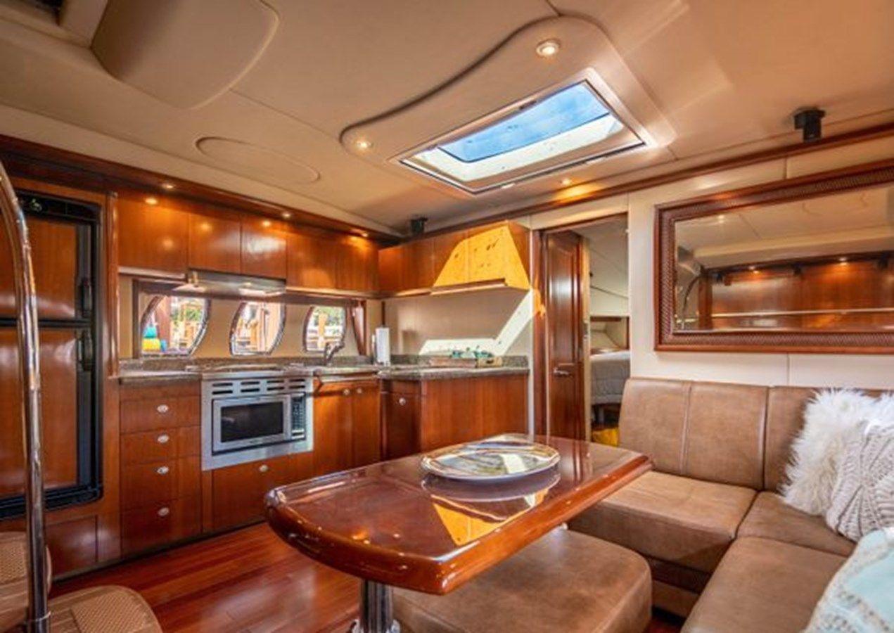 2005 Sea Ray 480 Sundancer 48