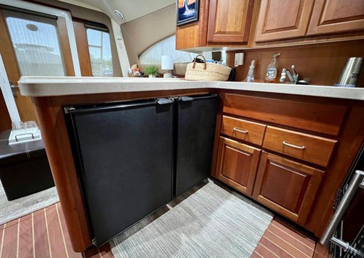 Продажа яхты 2003 Luhrs 40 Convertible