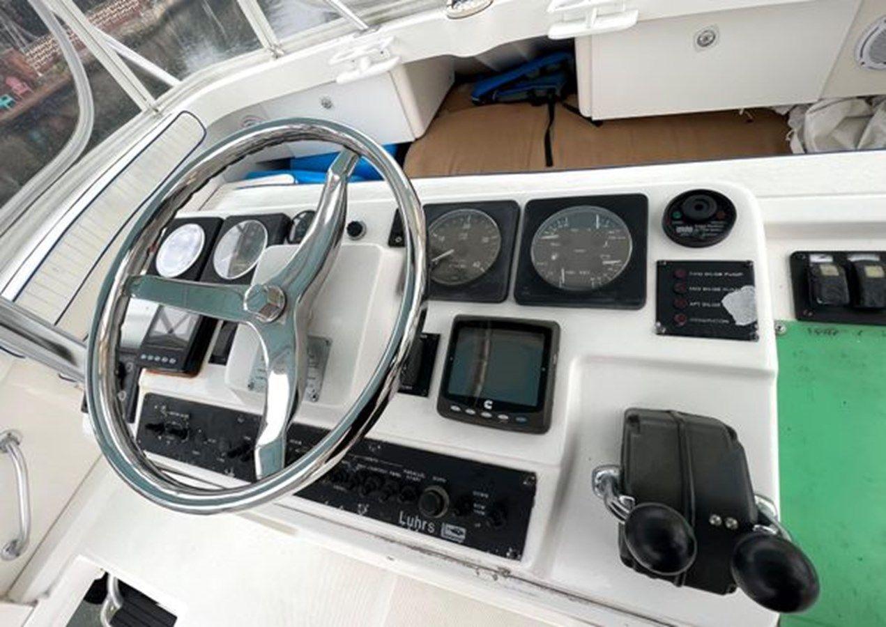 Продажа яхты 2003 Luhrs 40 Convertible - LUHRS