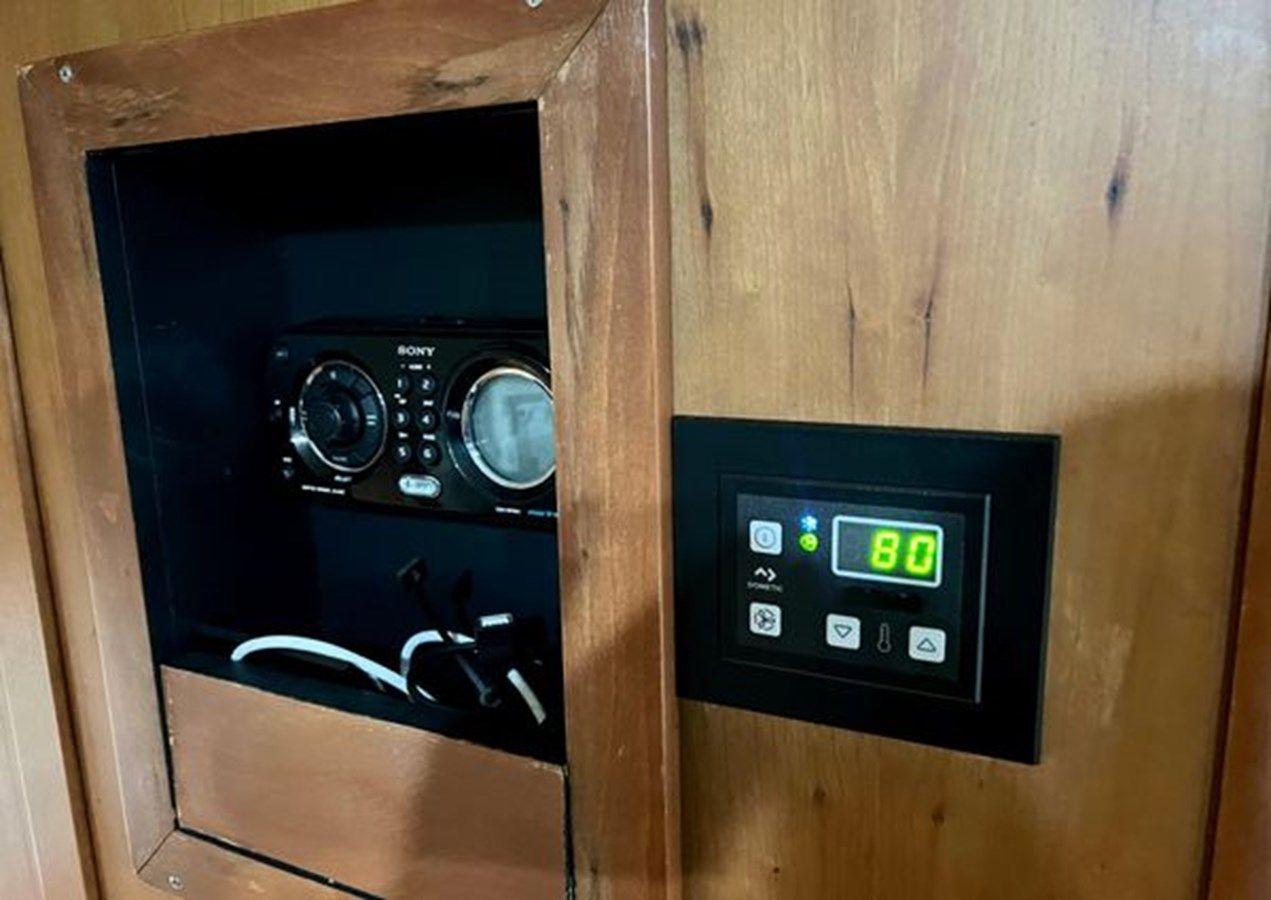 Стоимость яхты 2003 Luhrs 40 Convertible - LUHRS