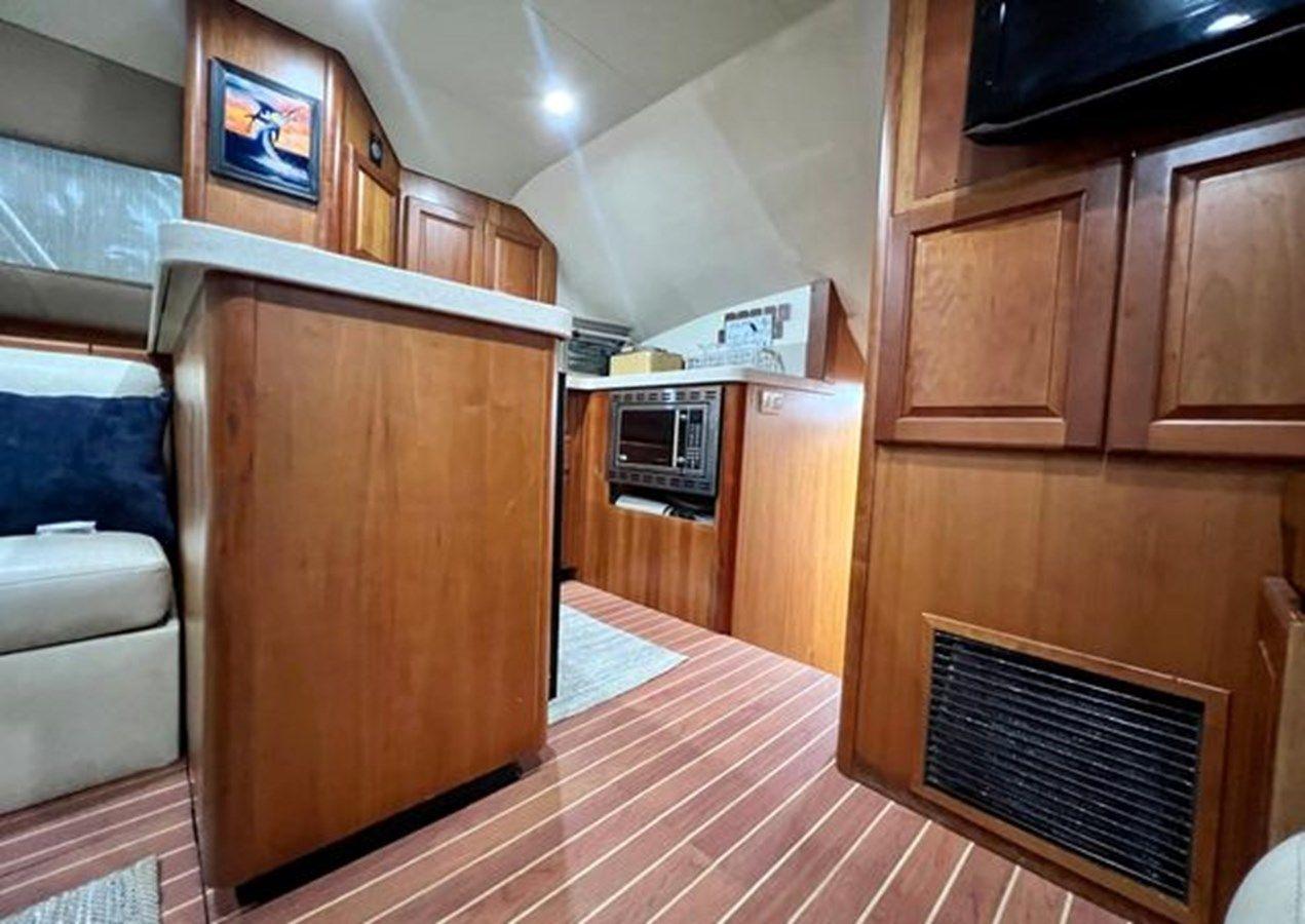 2003 Luhrs 40 Convertible