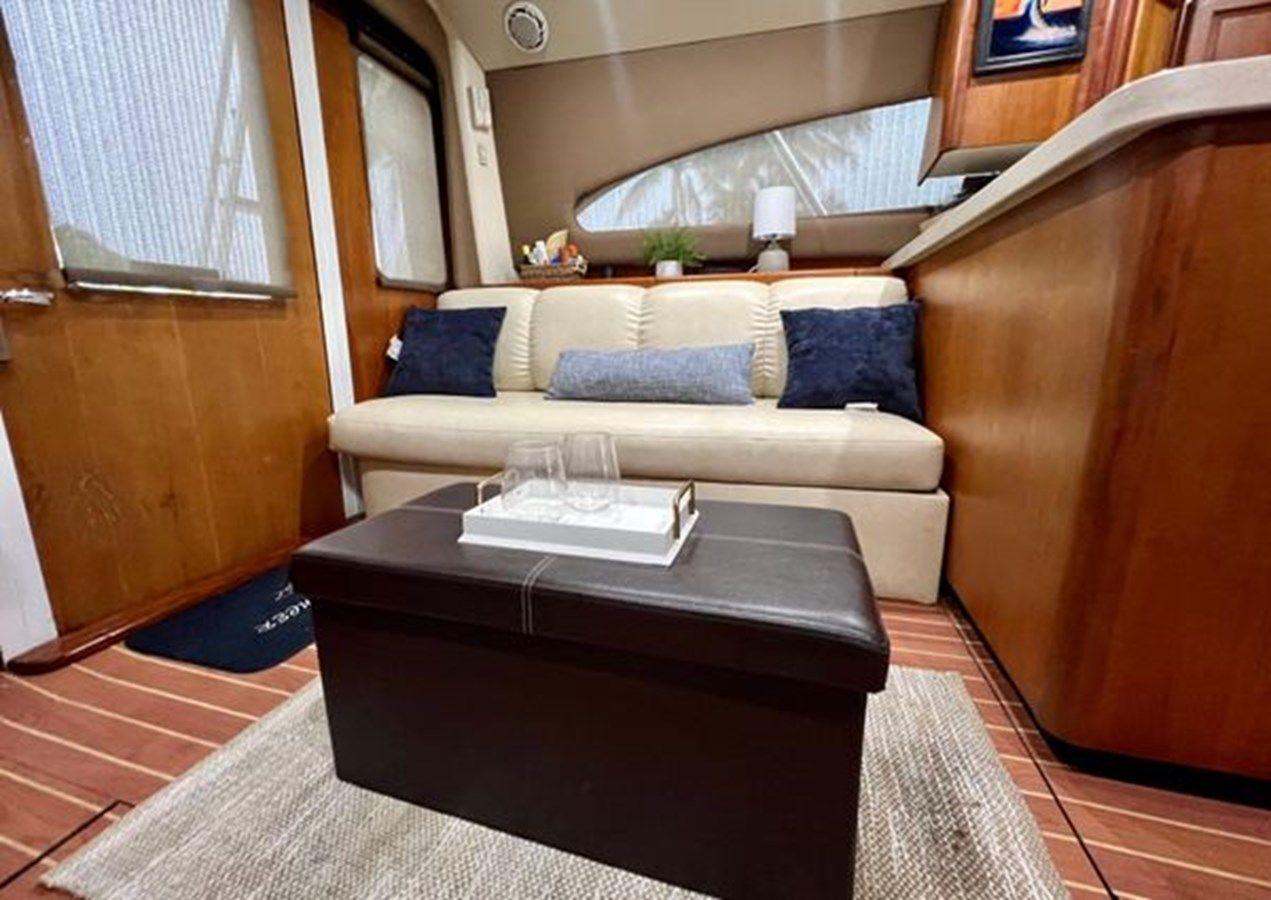 Купить яхту 2003 Luhrs 40 Convertible 40 в Shestakov Yacht Sales