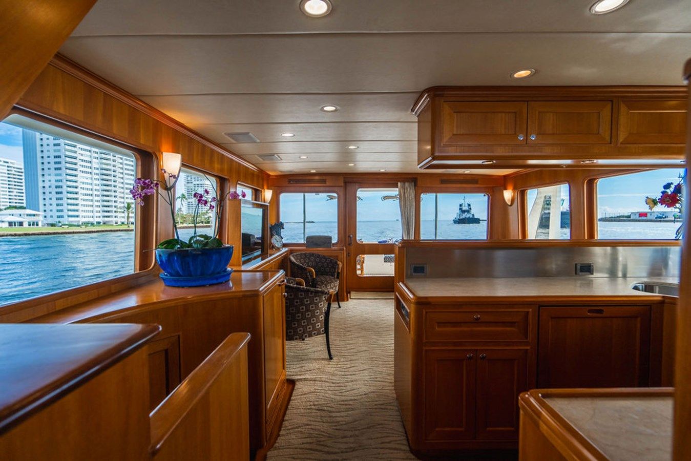 Buy a yacht Sunshine 72