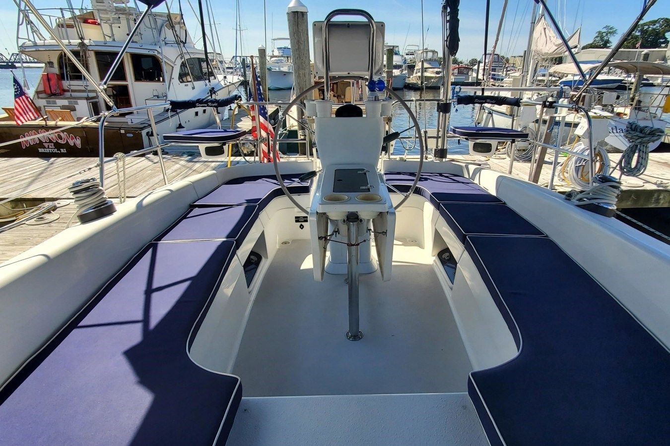 Buy a Starry Night - Catalina Yachts at Shestakov Yacht Sales