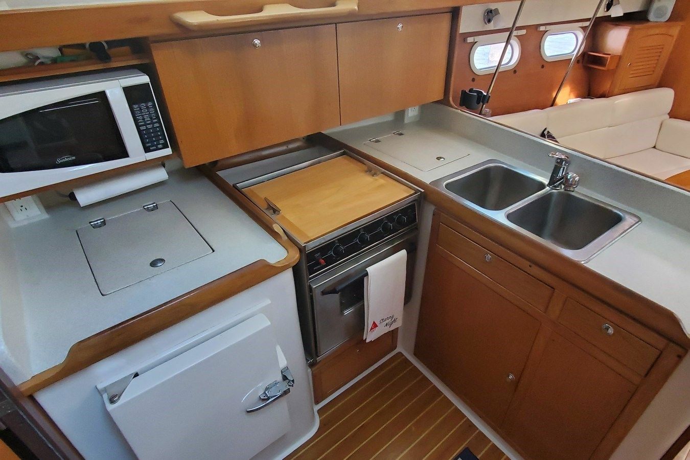 the best price on Starry Night - Catalina Yachts