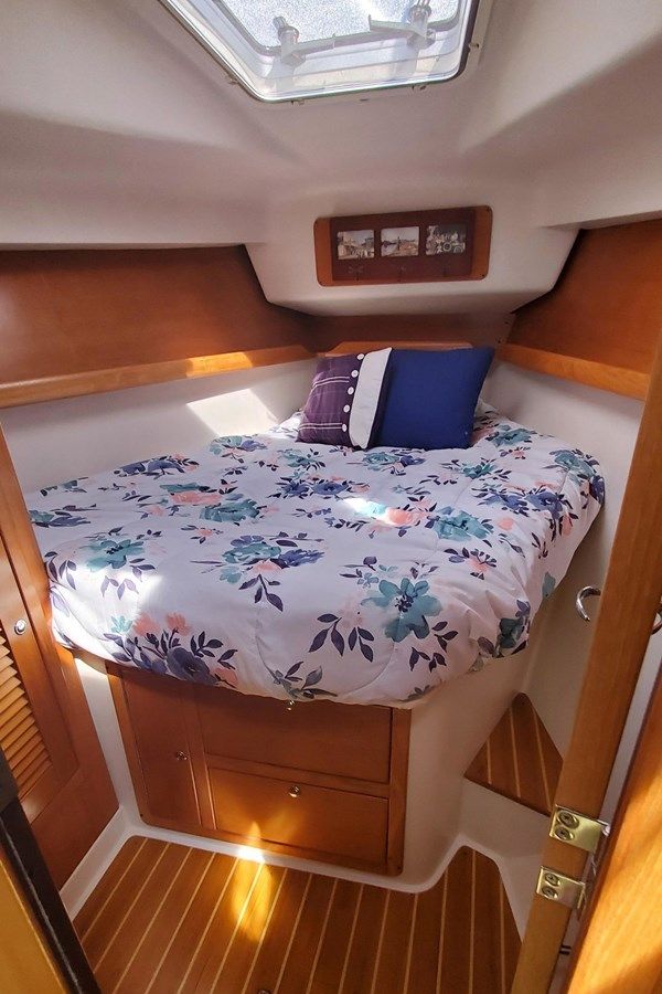 best yacht sales deals Starry Night - Catalina Yachts