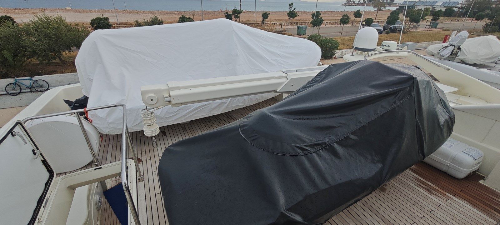 Buy a yacht MAYBE NOT 2009