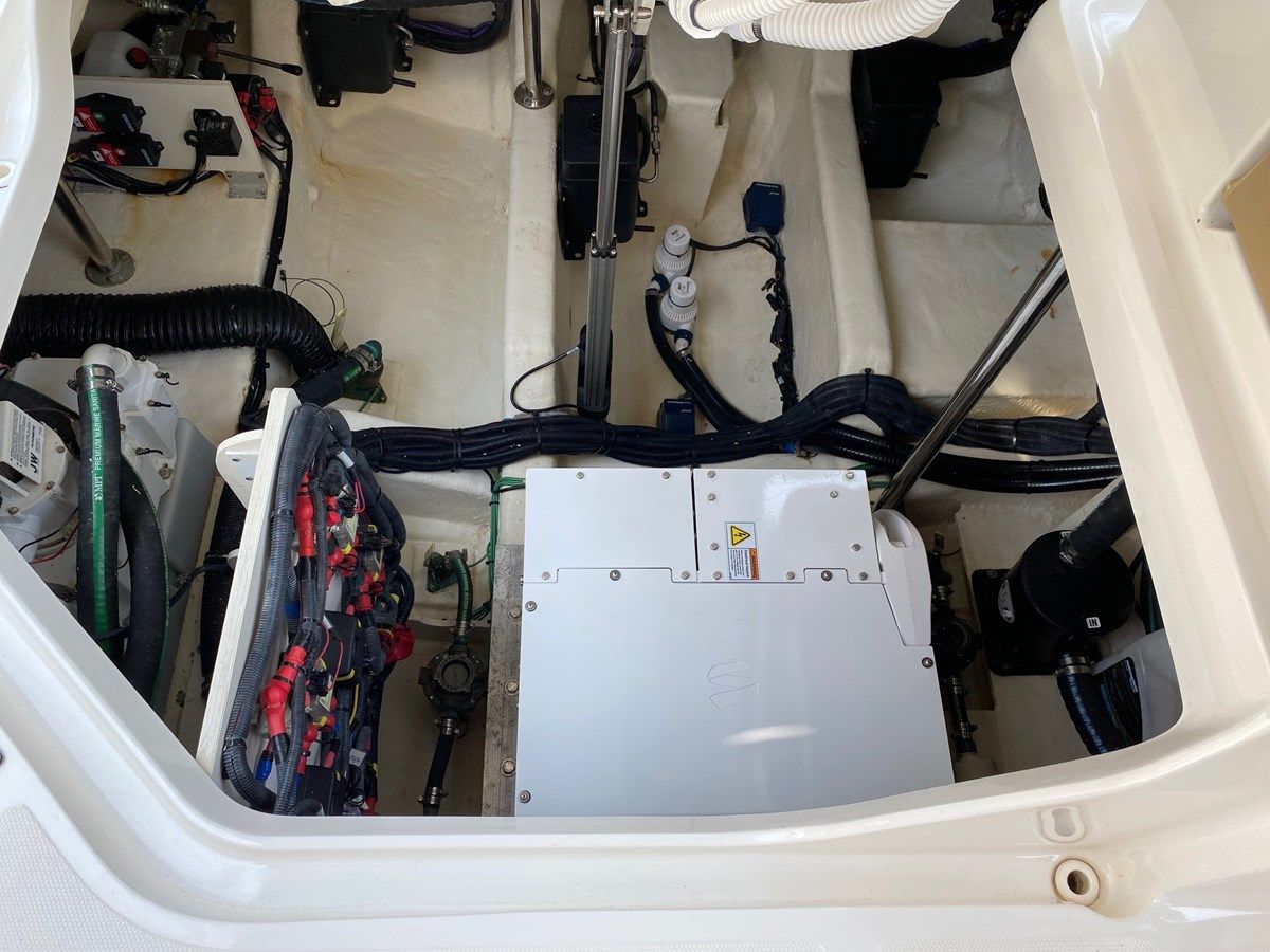 best yacht sales deals 2021 SEA RAY 400 SLX OB @ PUERTO VALLARTA