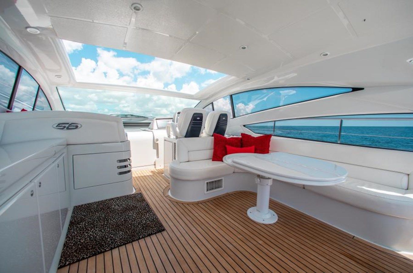 Buy a yacht DROP OUT - PERSHING