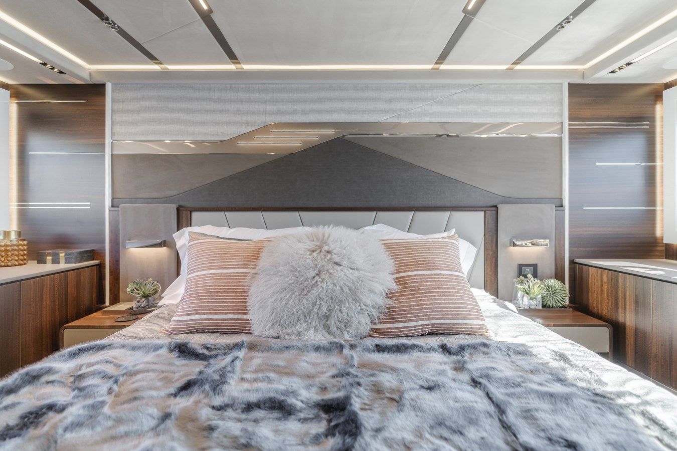 Лучшие предложения покупки яхты 22