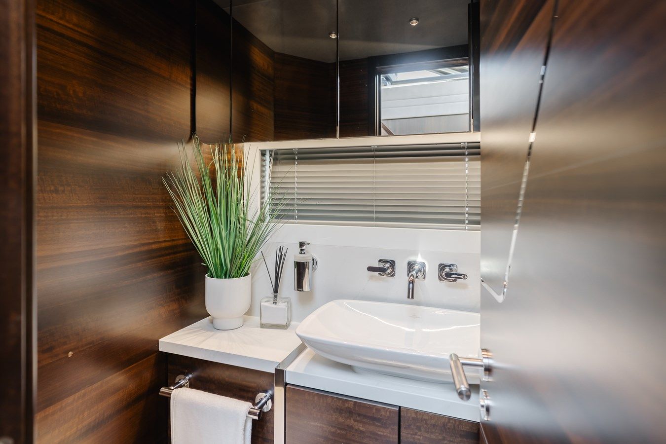 Стоимость яхты 22 - Sunseeker