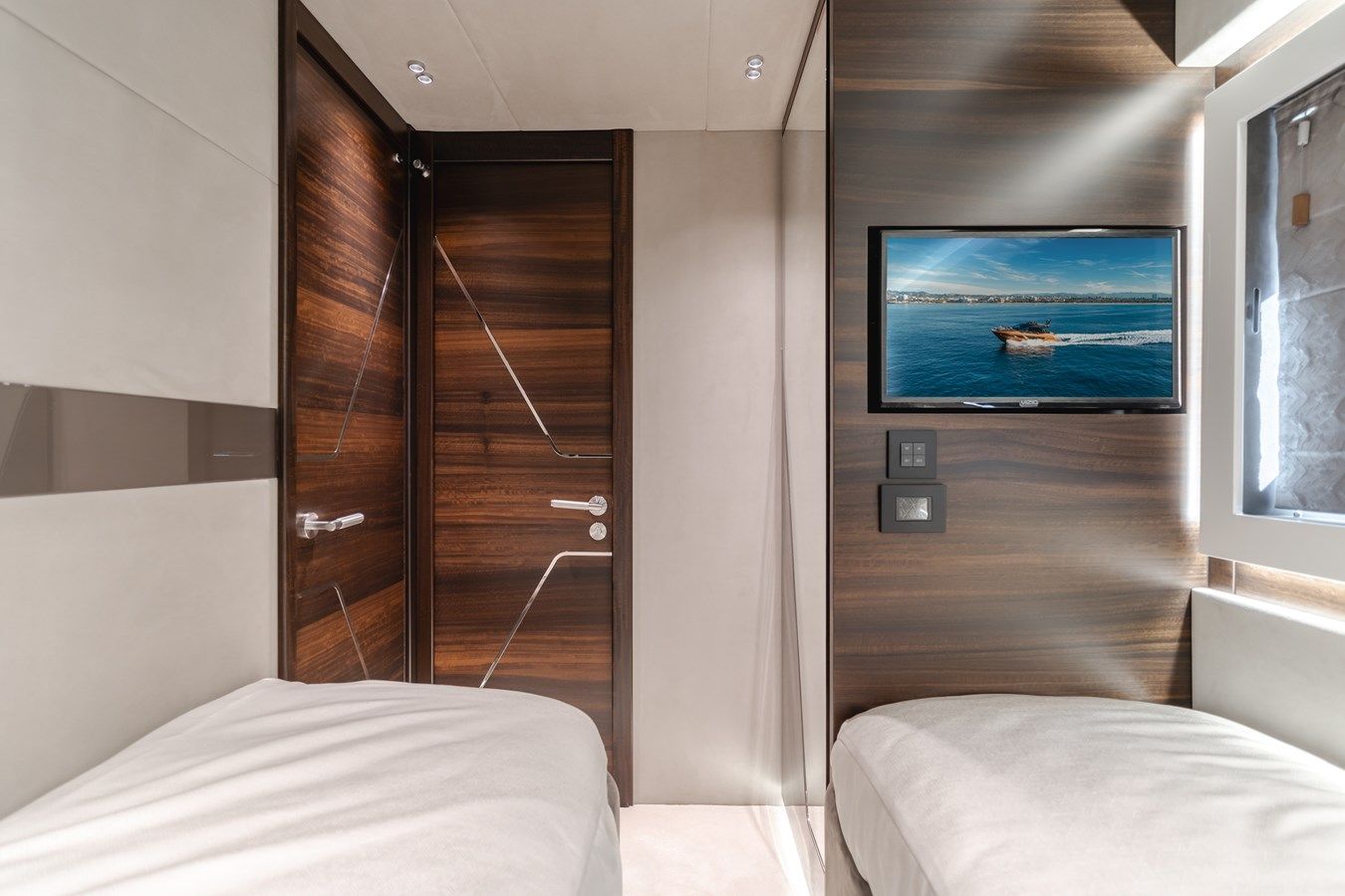 Продажа яхты 22 - Sunseeker