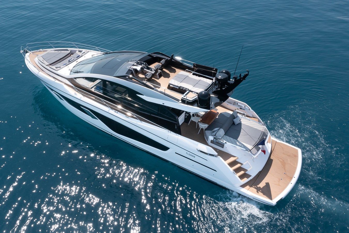 FORZA SUNSEEKER 65 SPORT YACHT