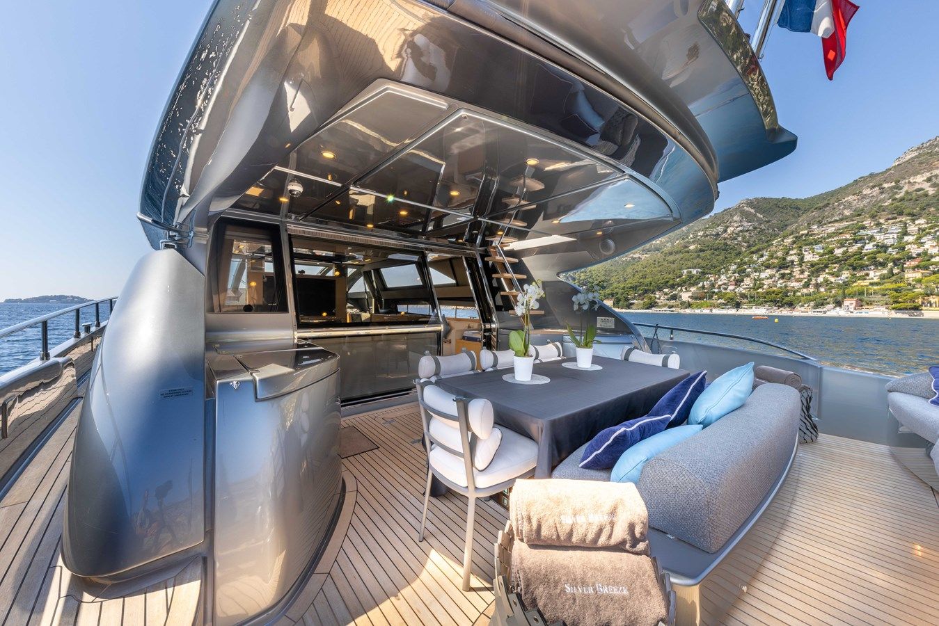the best price on SILVER BREEZE 2010